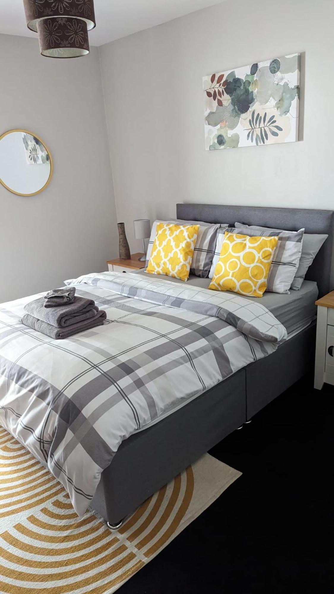 Eakie House Apartments - คินลอคคลีเวน ภายนอก รูปภาพ