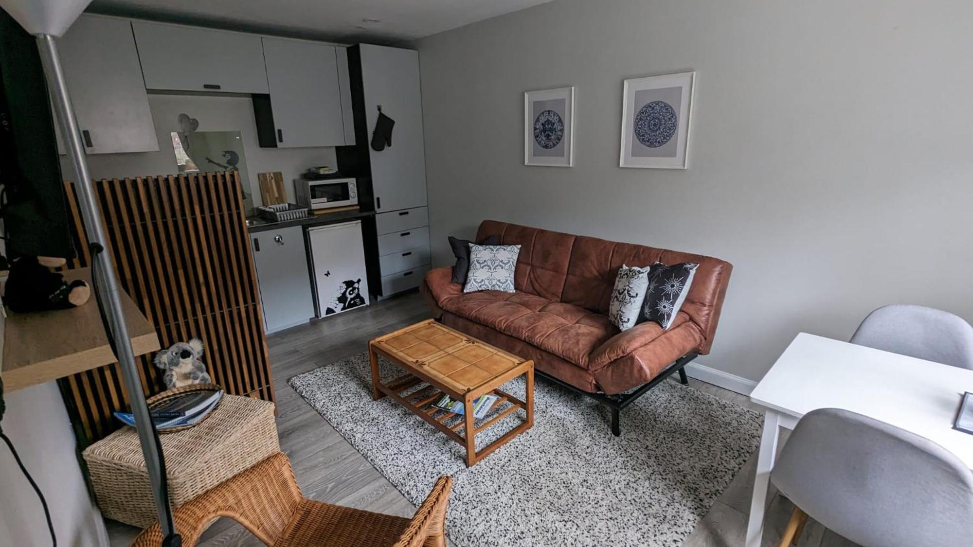 Eakie House Apartments - คินลอคคลีเวน ภายนอก รูปภาพ